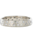18kpw Scattered Diamond Band (Diamonds All The Way Around) - 4mm, 7mm, 10mm